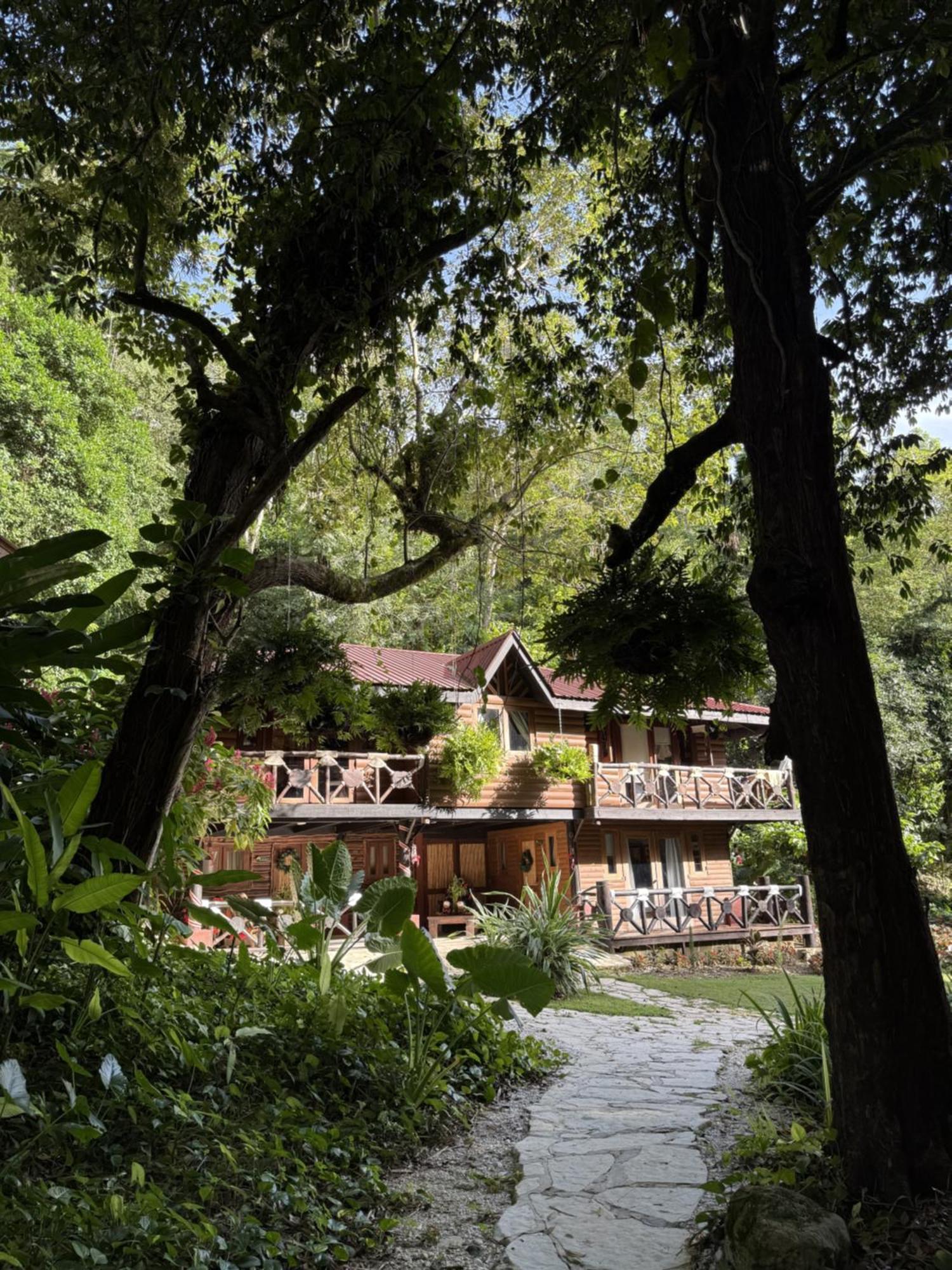 Platon Ecolodge Barahona Exteriör bild