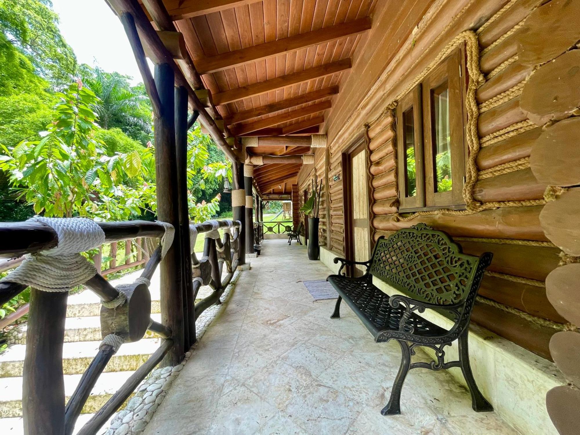 Platon Ecolodge Barahona Exteriör bild